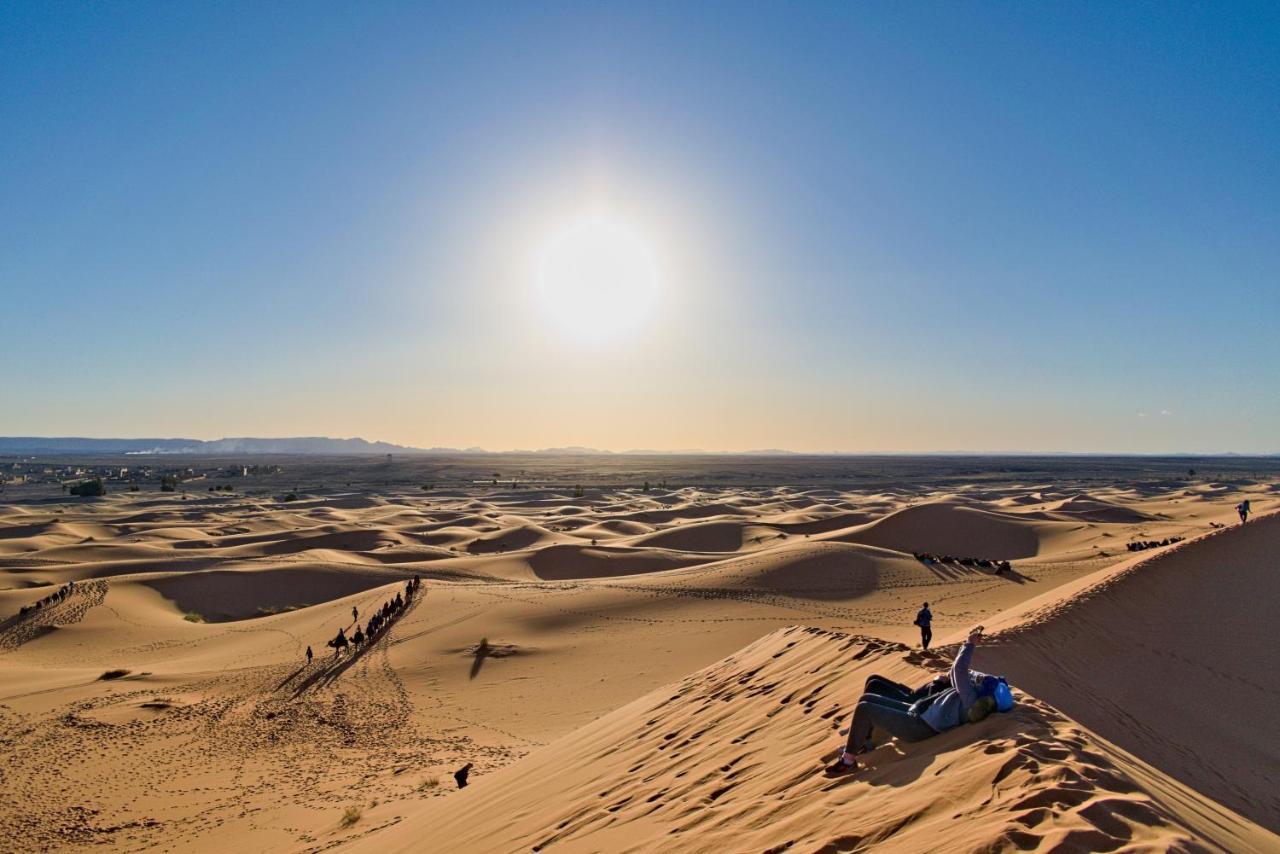 Nasser Palace Hotel & Bivouacs Hassilabied Esterno foto